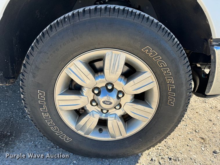 image for item GQ9228 2013 Ford F150 XLT SuperCrew pickup truck