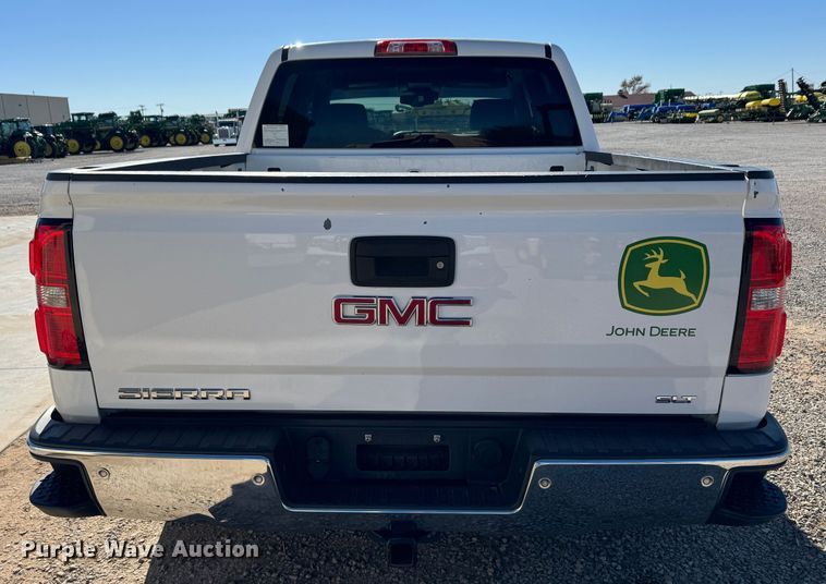 image for item GQ9229 2015 GMC Sierra 1500 SLT Crew Cab pickup truck