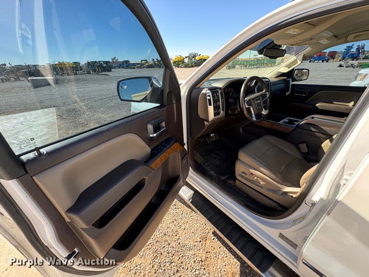 image for item GQ9229 2015 GMC Sierra 1500 SLT Crew Cab pickup truck