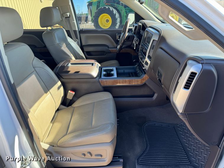 image for item GQ9229 2015 GMC Sierra 1500 SLT Crew Cab pickup truck