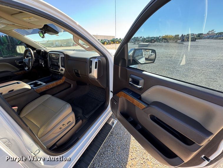 image for item GQ9229 2015 GMC Sierra 1500 SLT Crew Cab pickup truck