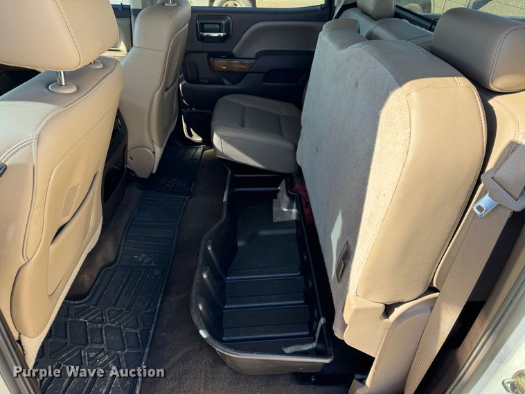 image for item GQ9229 2015 GMC Sierra 1500 SLT Crew Cab pickup truck