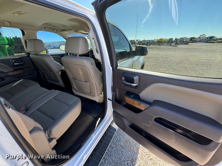 image for item GQ9229 2015 GMC Sierra 1500 SLT Crew Cab pickup truck