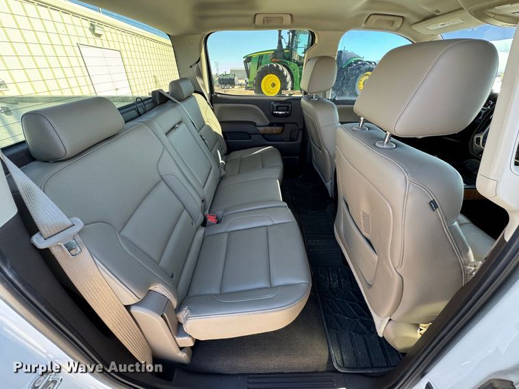 image for item GQ9229 2015 GMC Sierra 1500 SLT Crew Cab pickup truck