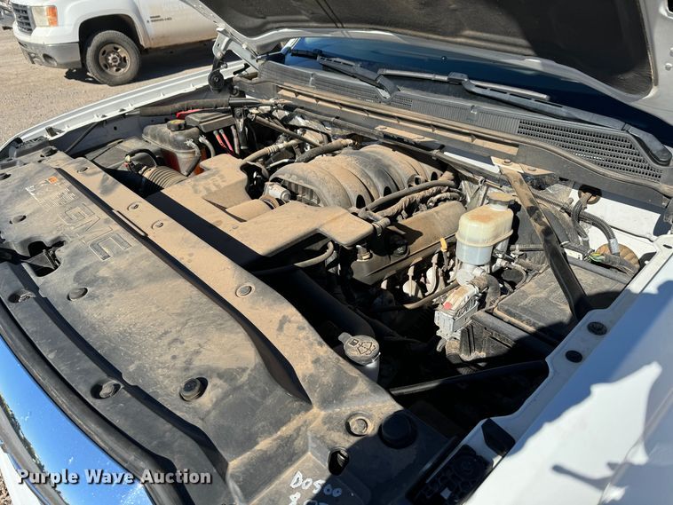 image for item GQ9229 2015 GMC Sierra 1500 SLT Crew Cab pickup truck