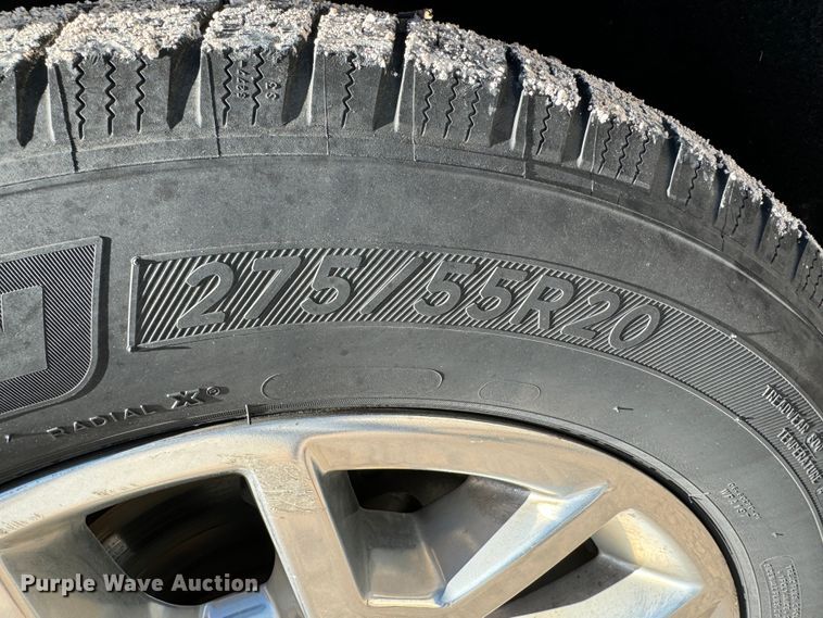 image for item GQ9229 2015 GMC Sierra 1500 SLT Crew Cab pickup truck