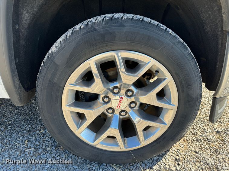 image for item GQ9229 2015 GMC Sierra 1500 SLT Crew Cab pickup truck