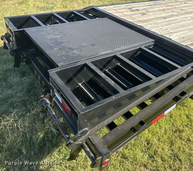 image for item IU9027 2022 May Trailer Co.  equipment trailer