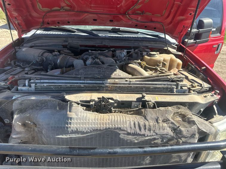 image for item IU9032 2008 Ford F250 Super Duty XLT  Crew Cab pickup truck