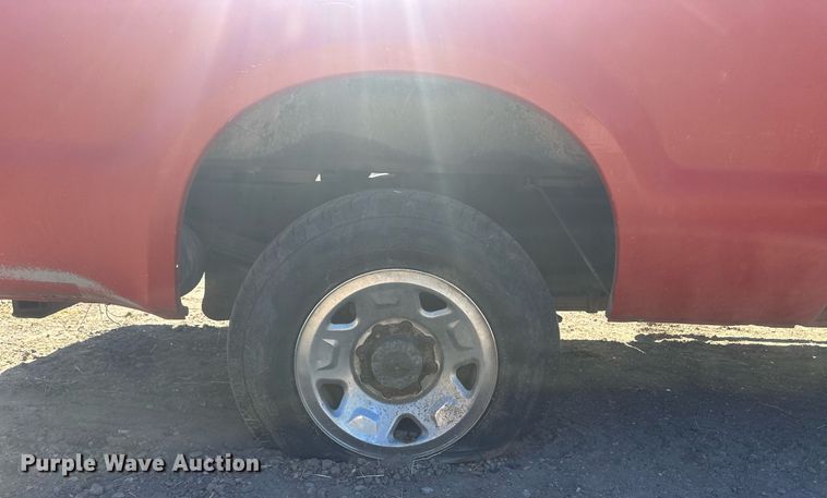 image for item IU9032 2008 Ford F250 Super Duty XLT  Crew Cab pickup truck