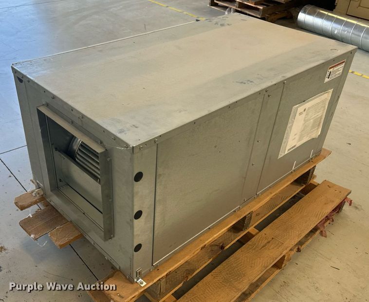 image for item IU9102 (2) heat pumps