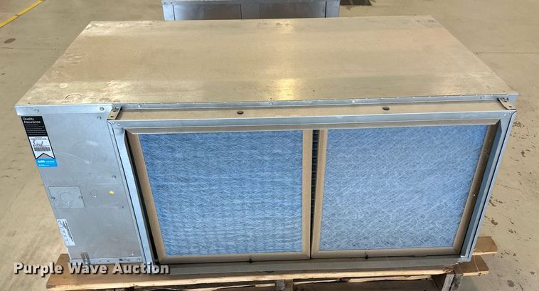 image for item IU9102 (2) heat pumps