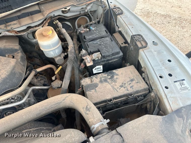 image for item IU9111 2014 Dodge Ram 2500HD  Crew Cab pickup truck cab and chassis