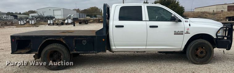 image for item IU9112 2016 Dodge Ram 3500HD  Crew Cab flatbed pickup truck