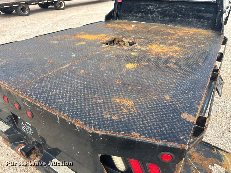 image for item IU9112 2016 Dodge Ram 3500HD  Crew Cab flatbed pickup truck