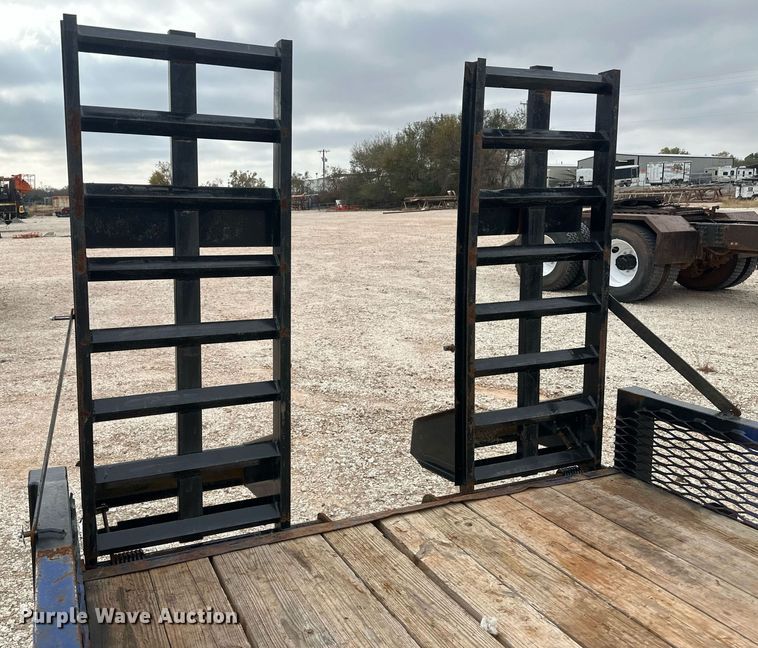 image for item IU9114 2018 Pull Do  equipment trailer