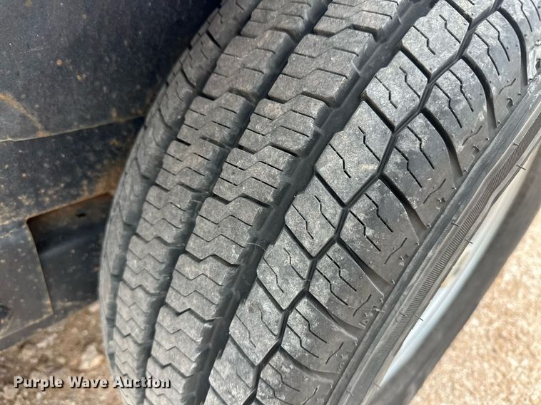 image for item IU9114 2018 Pull Do  equipment trailer