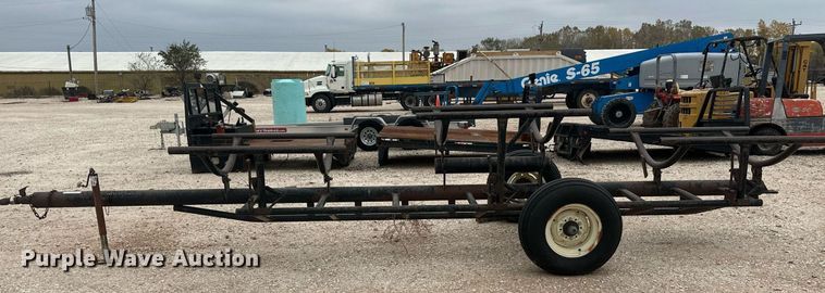 image for item IU9116 Cardon  hay bale trailer