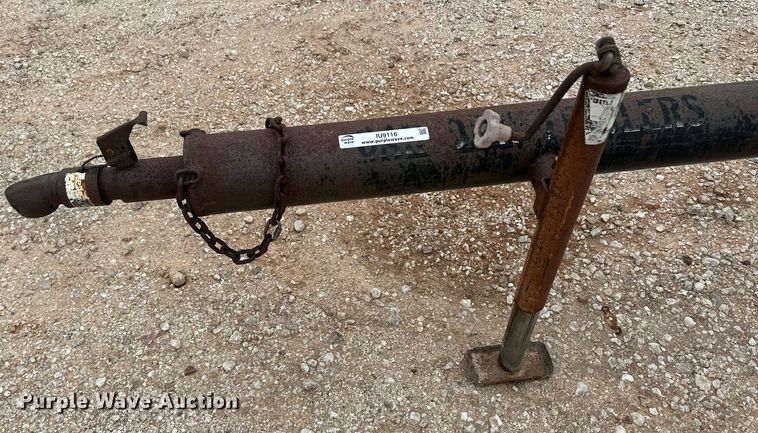 image for item IU9116 Cardon  hay bale trailer