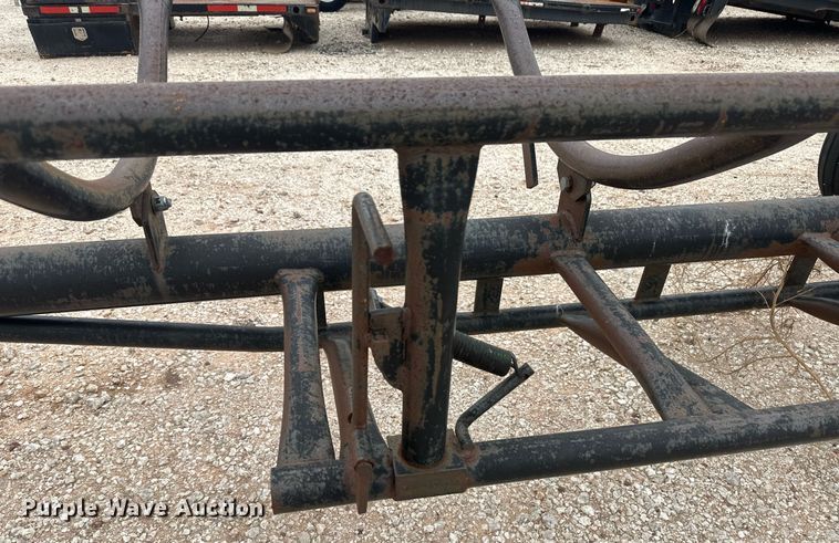 image for item IU9116 Cardon  hay bale trailer