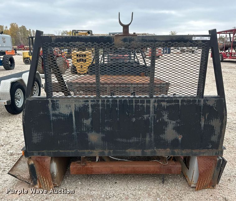 image for item IU9117 2J  steel flatbed