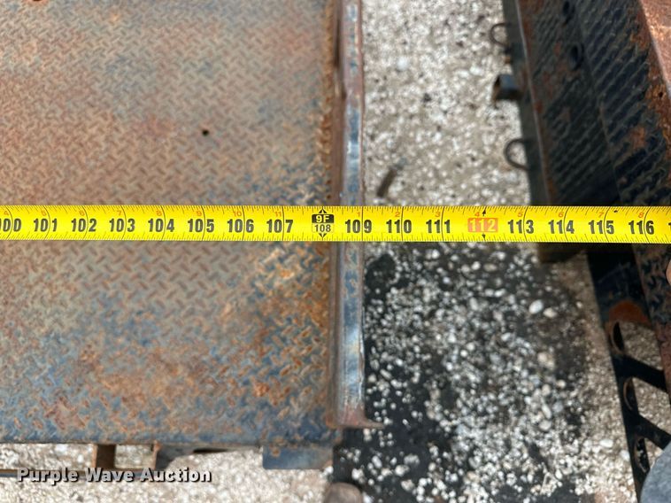 image for item IU9117 2J  steel flatbed