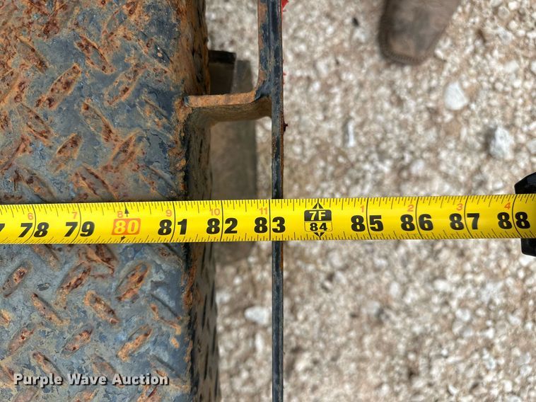 image for item IU9117 2J  steel flatbed