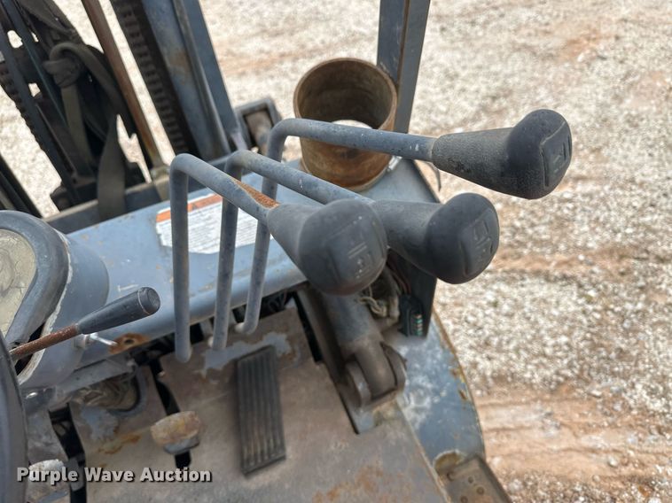 image for item IU9120 Worldlift WFD50-16584W  forklift