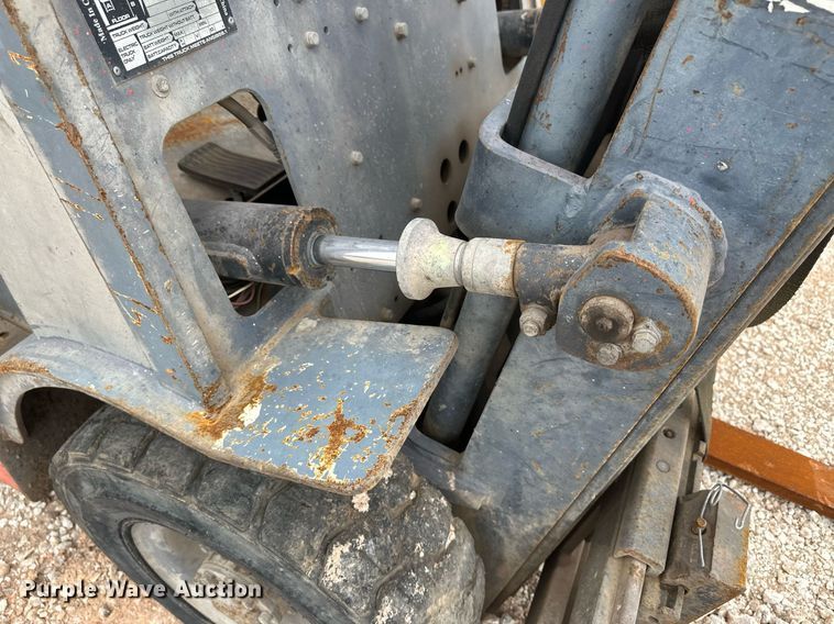 image for item IU9120 Worldlift WFD50-16584W  forklift