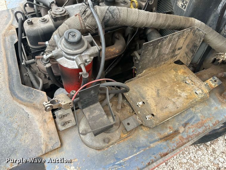 image for item IU9120 Worldlift WFD50-16584W  forklift