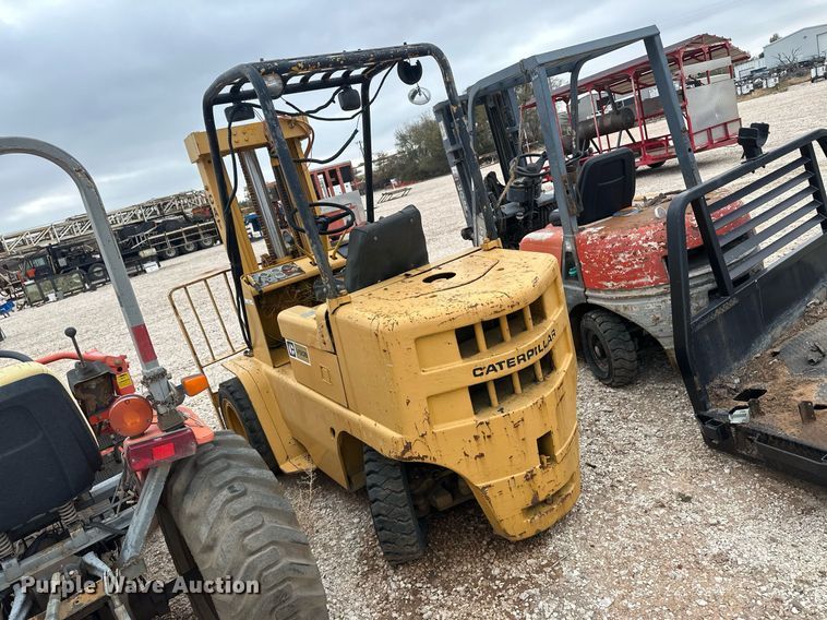 image for item IU9121 Caterpillar V50B  forklift