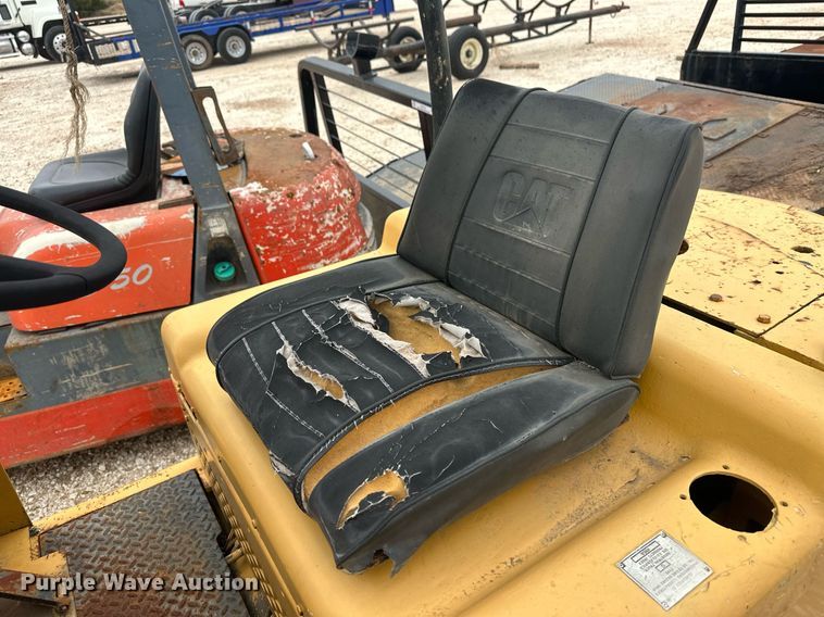 image for item IU9121 Caterpillar V50B  forklift