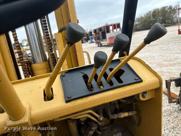 image for item IU9121 Caterpillar V50B  forklift