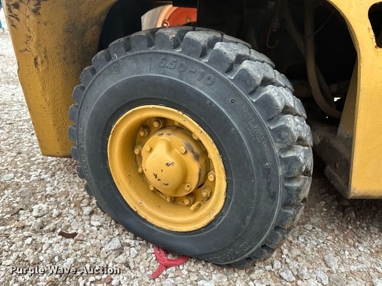 image for item IU9121 Caterpillar V50B  forklift