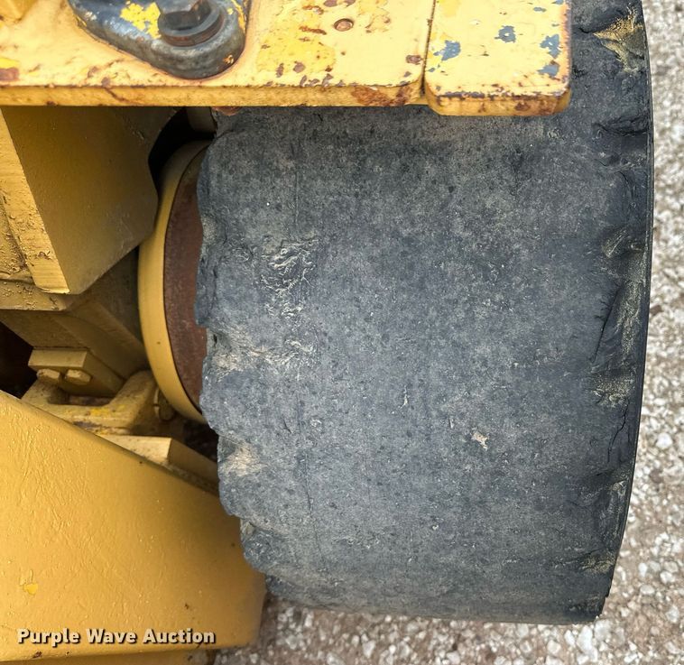 image for item IU9121 Caterpillar V50B  forklift