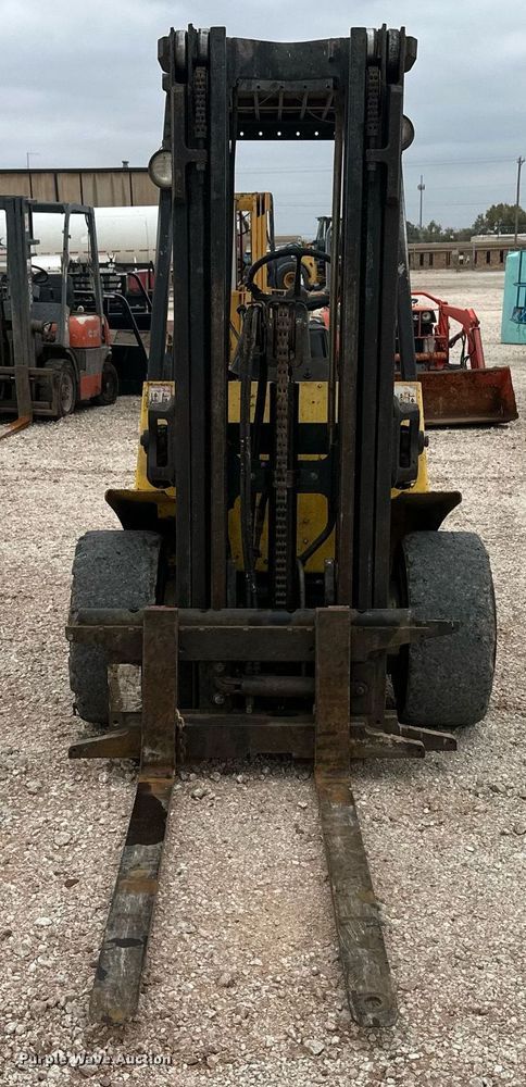 image for item IU9126 Hyster  forklift