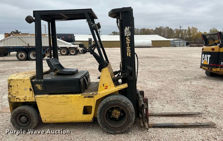 image for item IU9126 Hyster  forklift