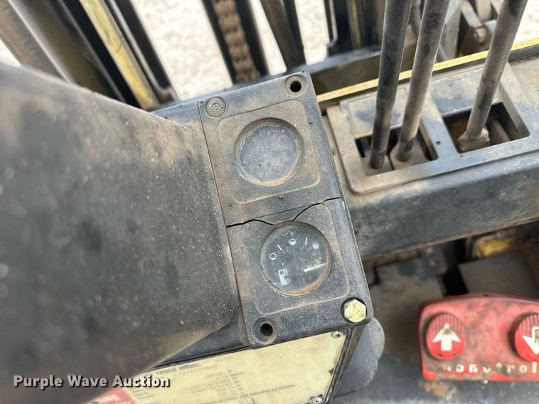 image for item IU9126 Hyster  forklift