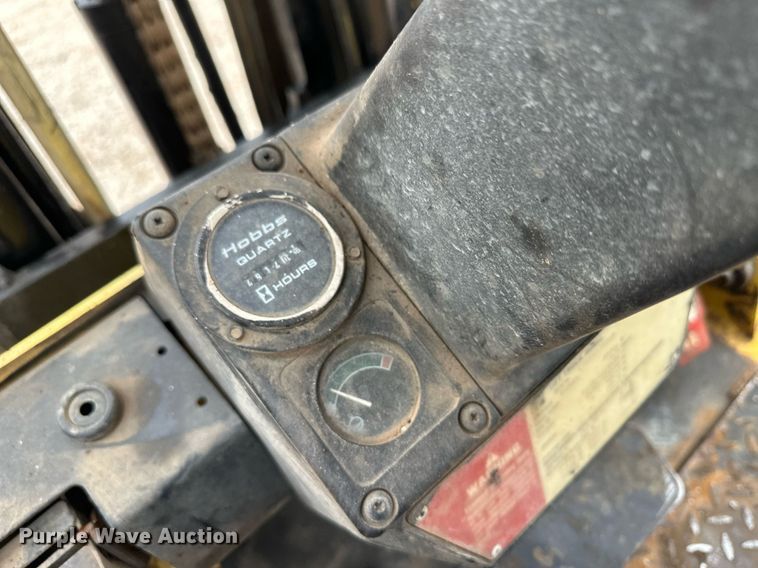 image for item IU9126 Hyster  forklift