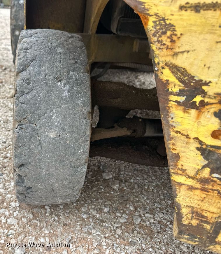 image for item IU9126 Hyster  forklift