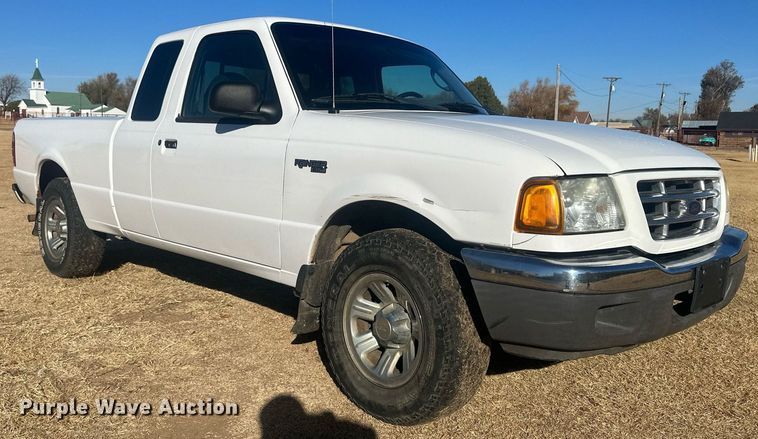 image for item IU9142 2003 Ford Ranger  SuperCab pickup truck