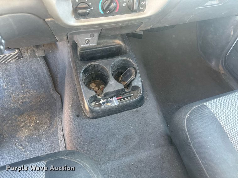 image for item IU9142 2003 Ford Ranger  SuperCab pickup truck