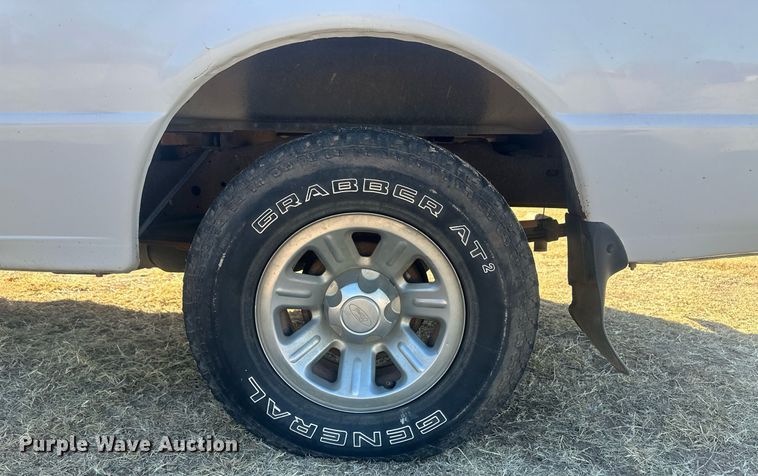 image for item IU9142 2003 Ford Ranger  SuperCab pickup truck