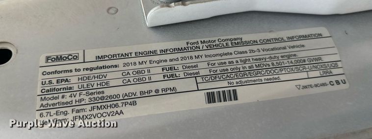 image for item JT9242 2018 Ford F350 Super Duty  Crew Cab utility bed pickup truck