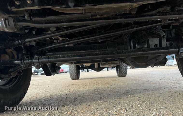 image for item JT9243 2022 Ford F250 Super Duty Lariat  Crew Cab pickup truck