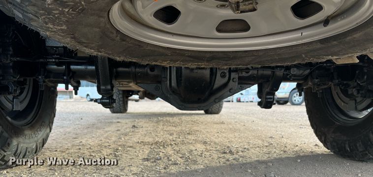 image for item JT9243 2022 Ford F250 Super Duty Lariat  Crew Cab pickup truck