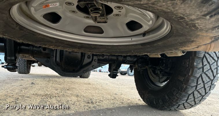 image for item JT9243 2022 Ford F250 Super Duty Lariat  Crew Cab pickup truck