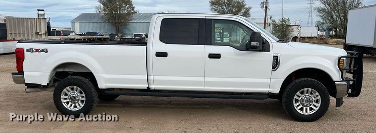 image for item JT9244 2019 Ford F250 Super Duty  Crew Cab pickup truck