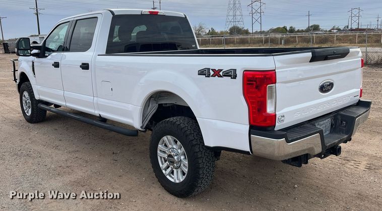 image for item JT9244 2019 Ford F250 Super Duty  Crew Cab pickup truck