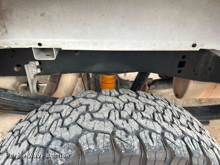 image for item JT9244 2019 Ford F250 Super Duty  Crew Cab pickup truck